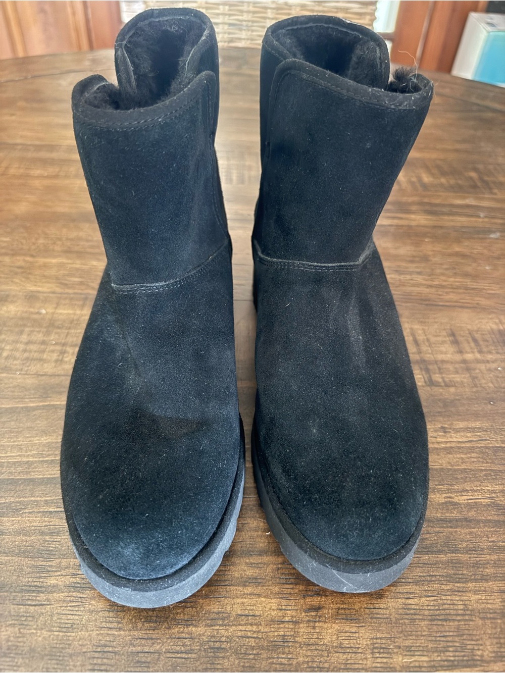 UGG Women’s Black Suede Short Boot
